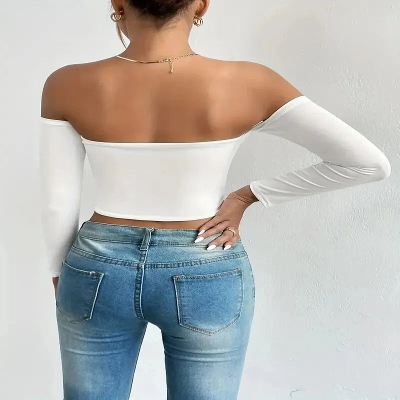 Blusa Crop Básica – Manga Larga con Hombros Descubiertos