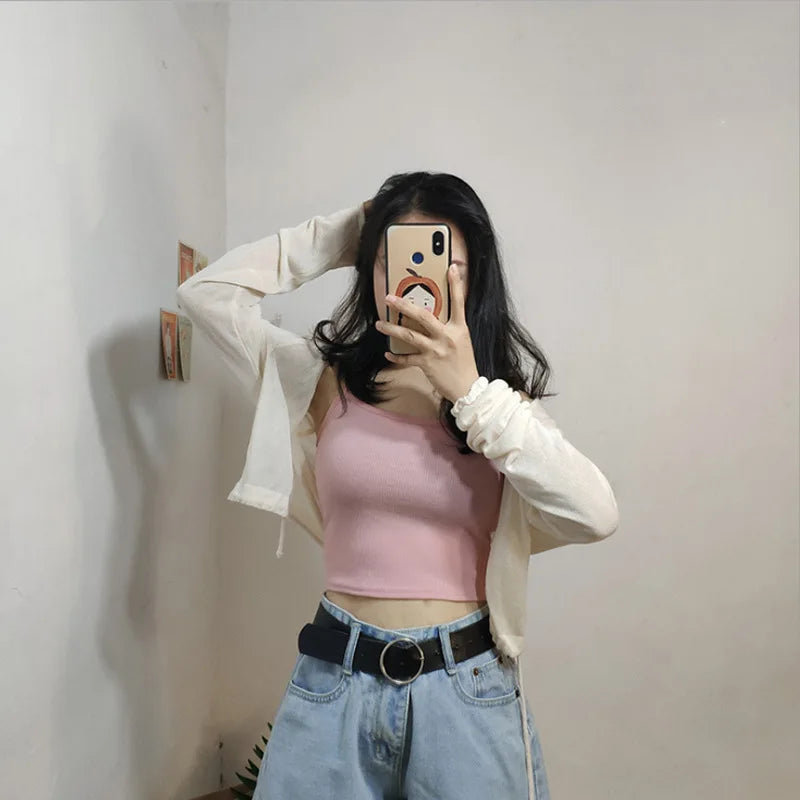 Crop Top – Estilo Casual y Versátil con Tirantes Finos