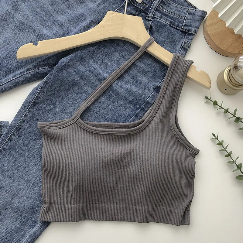 Top de Tirantes Asimétricos para Mujer – Blusa sin Mangas Ajustada y Elegante
