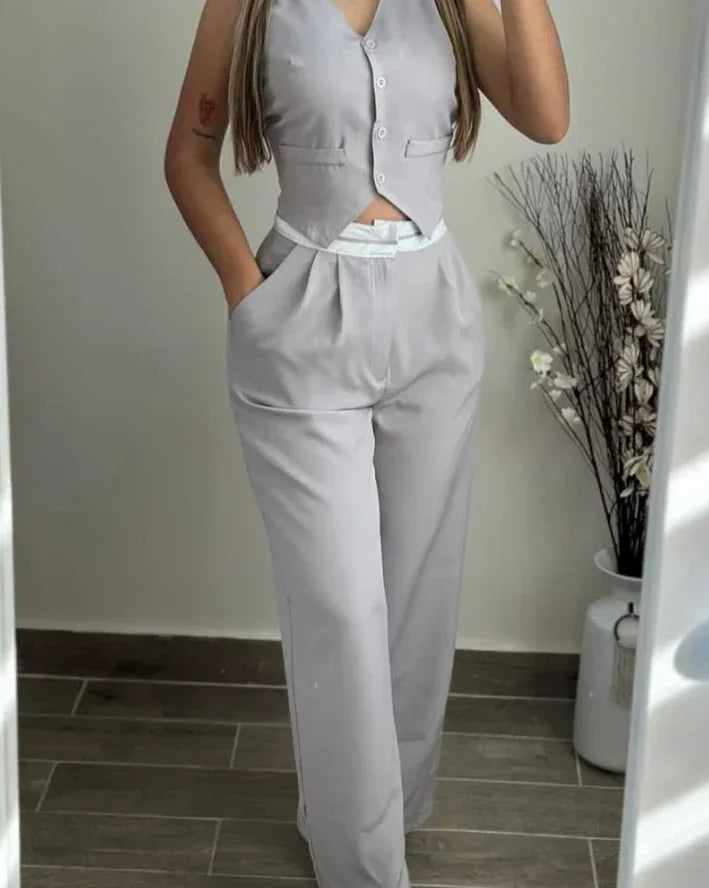 Conjunto Elegante 2 Piezas – Chaleco Abotonado con Cuello en V + Pantalón con Bolsillos Casual ✨