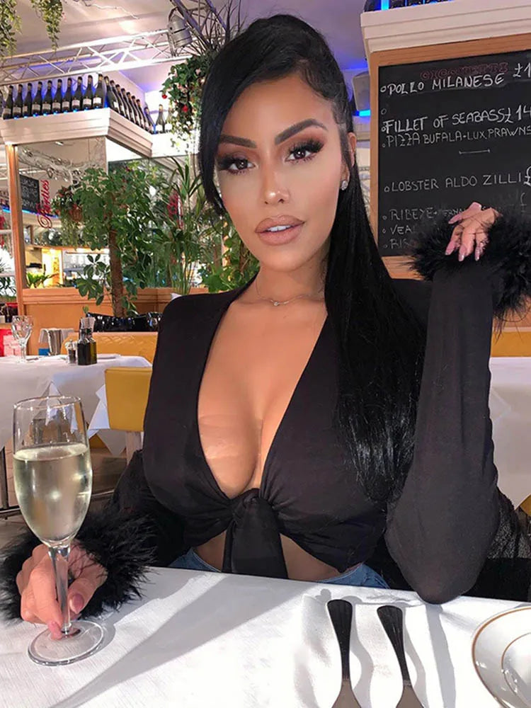 Tops cortos con cuello en V de manga larga para mujer