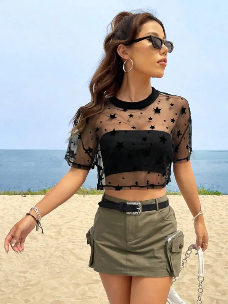 Top de Malla Transparente con Estampado de Estrellas – Blusa Corta Sexy