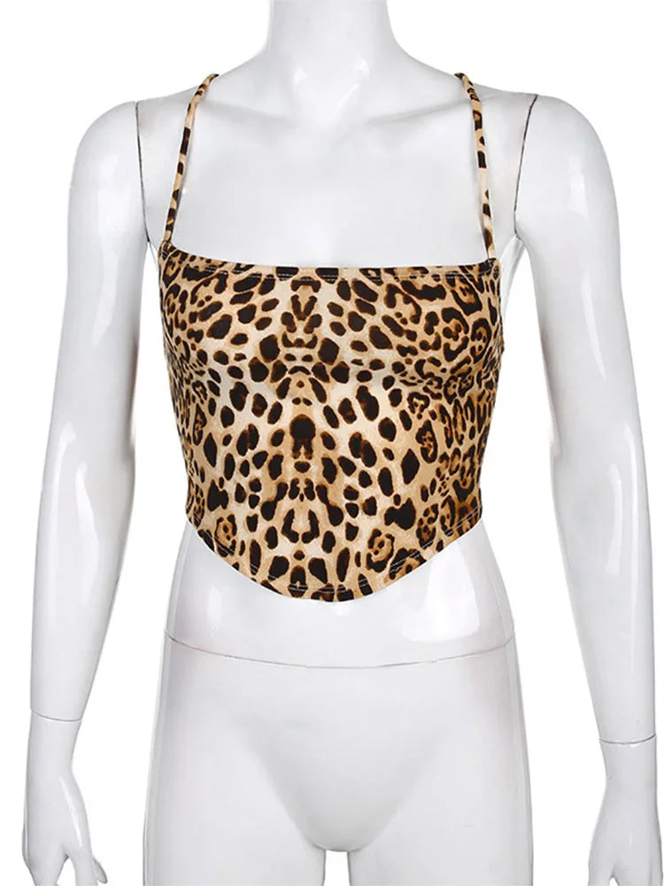 Crop Top de Leopardo – Blusa de Verano con Espalda al Aire y Estilo Rave