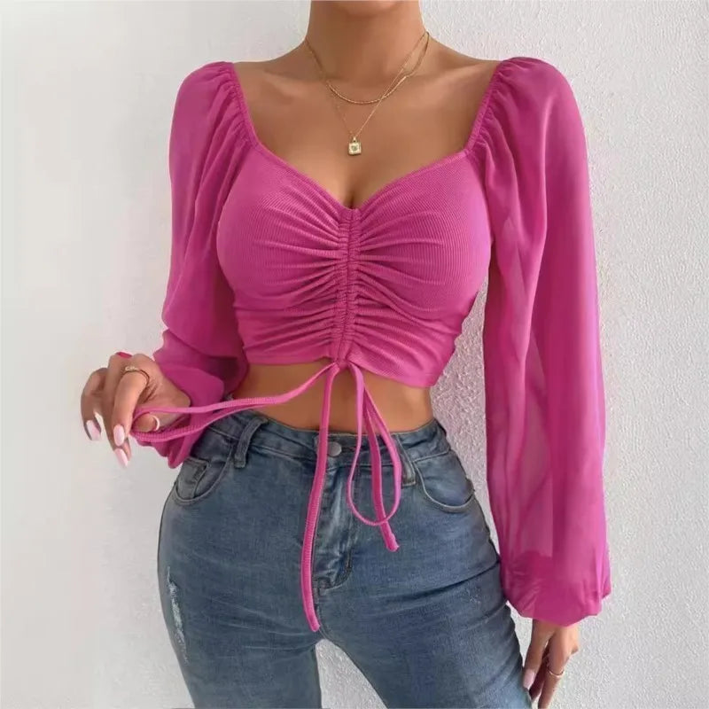 Top Manga Farol – Blusa Crop con Cordón Frontal Ajustable