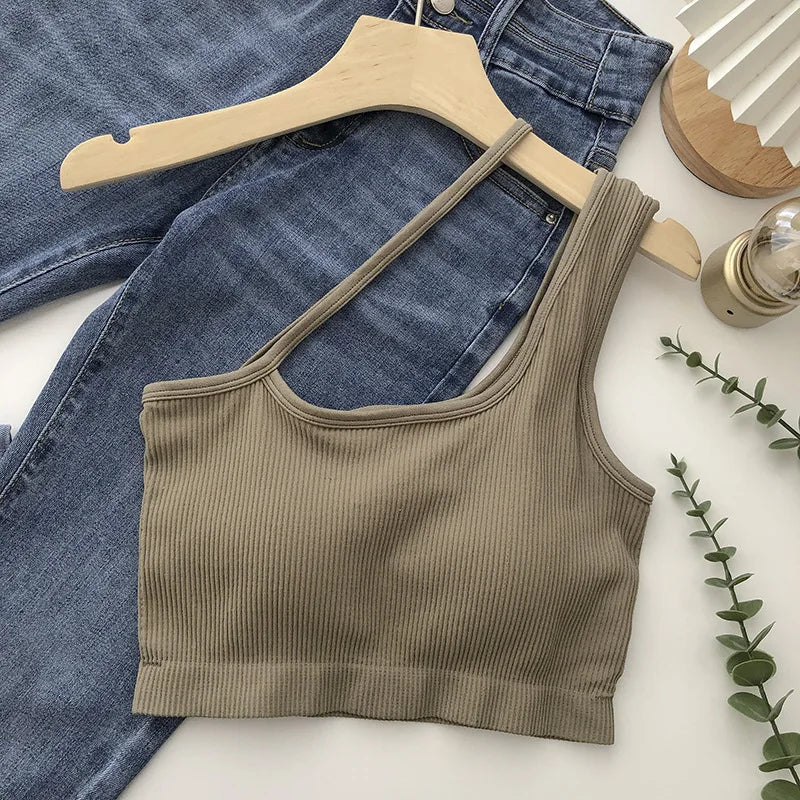 Top de Tirantes Asimétricos para Mujer – Blusa sin Mangas Ajustada y Elegante