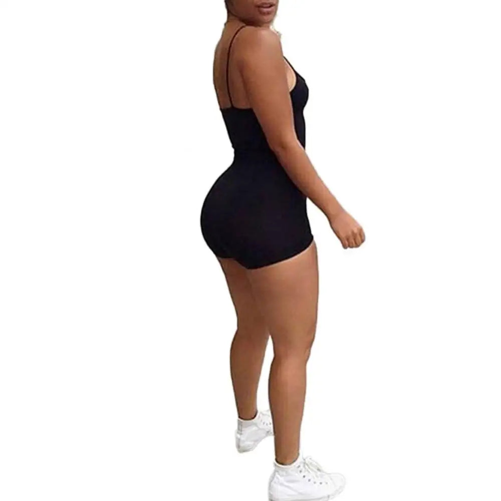 Mono corto deportivo con tirantes finos y cuello redondo – Casual/Streetwear
