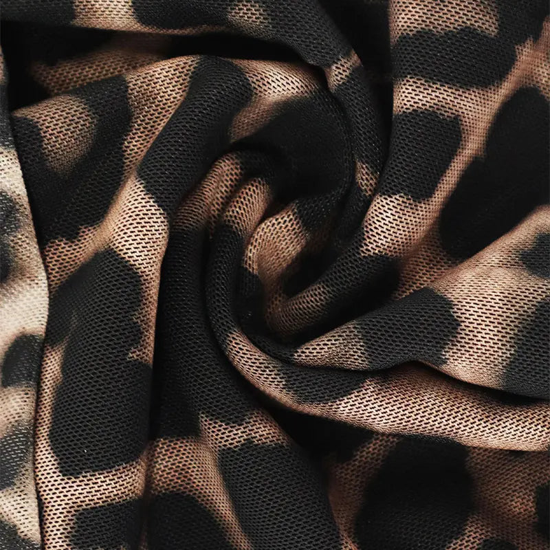 Blusa Off-Shoulder Leopardo – Manga Larga Sexy