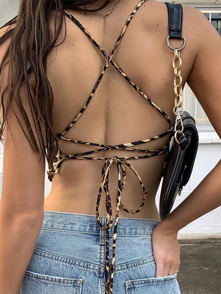 Crop Top de Leopardo – Blusa de Verano con Espalda al Aire y Estilo Rave